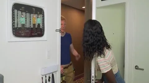 stunning dark playgirl acquires Fixed By The Handyman