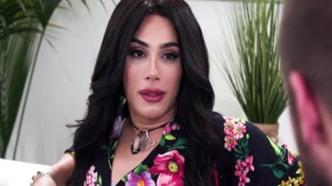 Trans angel Wants Her neighbor