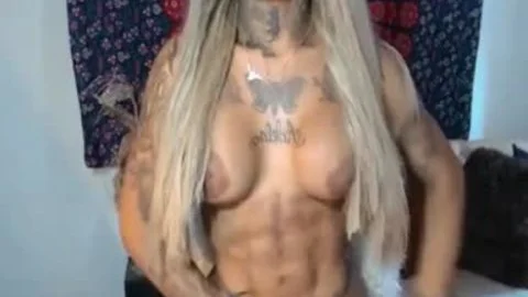 blonde ebon T beauty humongous boobs big 10-Pounder