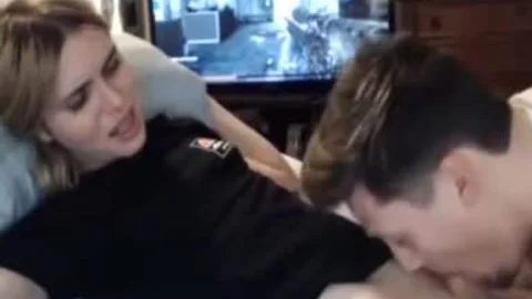 blond tranny suck job From Hubby cam