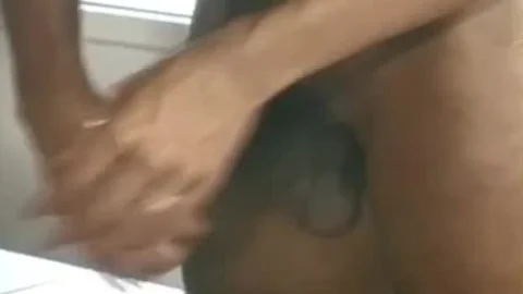 Suzanna Holmes And ladyboy