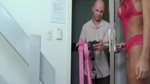 'large Tittied Ginger tranny Jean Gray gets Creampied By A Sex Machine Expert'