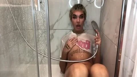 throbbing hips, shaggy penis Femboy Showers