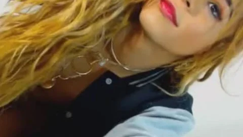 attractive ladyboy Inserts A vibrator On Her taut a-hole