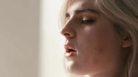 busty Trans Masseuse throats And Analed Her t-girl Customer