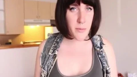 Canadian tgirl Icy Winters.