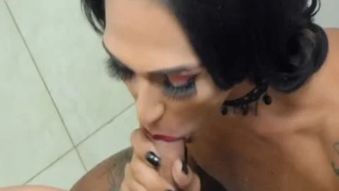 shelady Bruna Ferrari Seduces A lucky dude